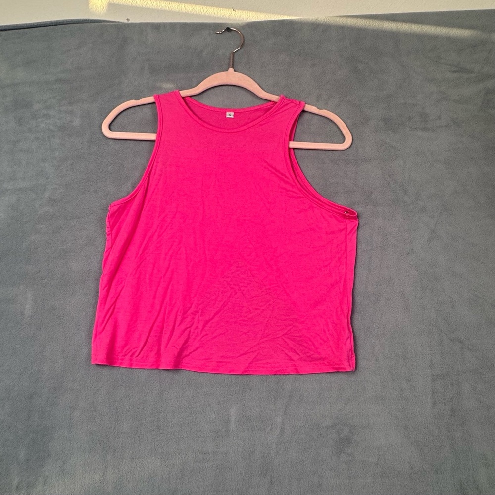 Classic Sleeveless‎ Tank Top in Hot Pink